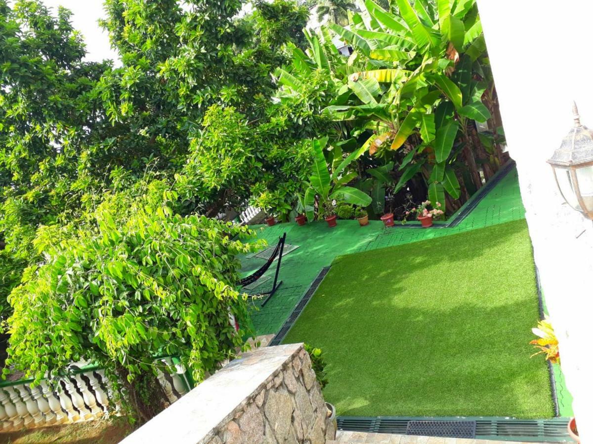 Hibiscus House Seychelles Self Catering Apartment Victoria Exterior photo